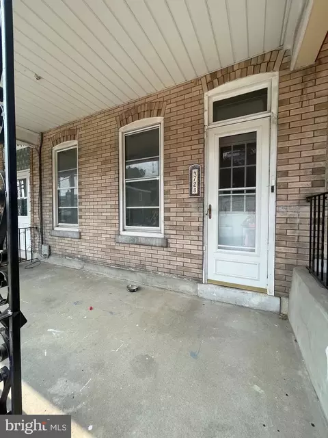 4728 Silverwood St, Philadelphia, PA 19128