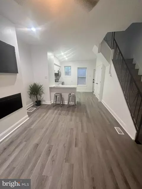 161 N Dearborn St, Philadelphia, PA 19139