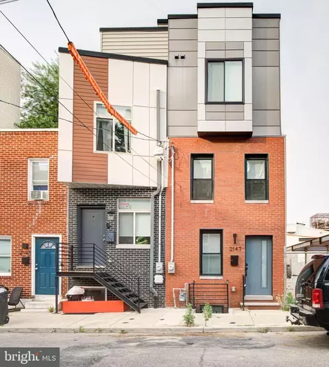 2147 E Albert St, Philadelphia, PA 19125