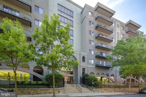 3750 78 Main St #503, Philadelphia, PA 19127