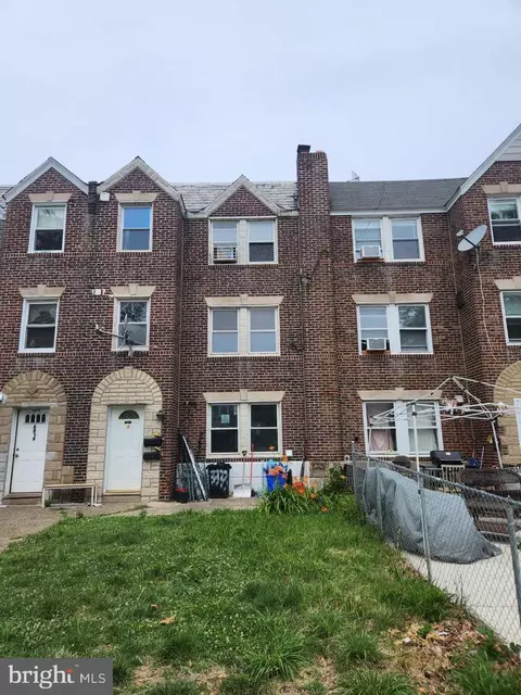 6426 Marsden St, Philadelphia, PA 19135