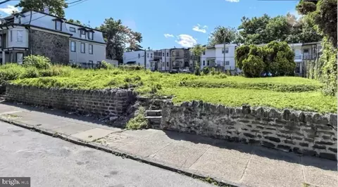45-47 W 49 W Seymour St, Philadelphia, PA 19144