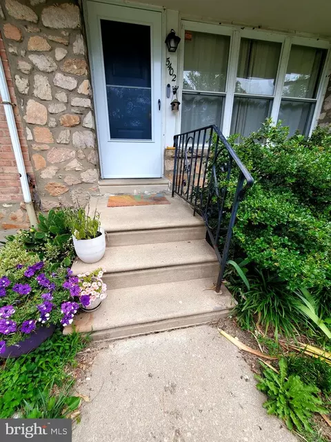 5402 Hermit Ter, Philadelphia, PA 19128