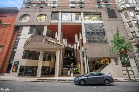 1420 Locust St #22A, Philadelphia, PA 19102