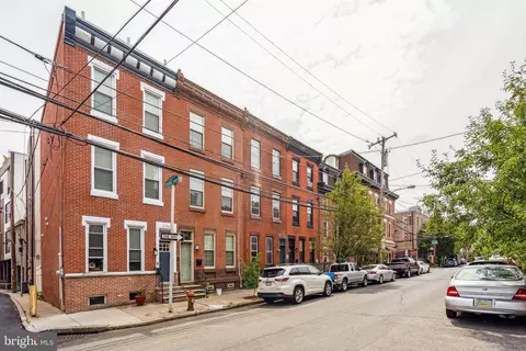 240 Fairmount Ave, Philadelphia, PA 19123