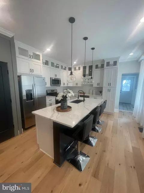 4342 Pechin St, Philadelphia, PA 19128