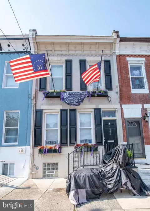 442 Jackson St, Philadelphia, PA 19148
