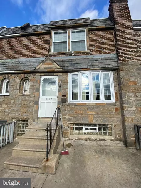 1327 Hale St, Philadelphia, PA 19111