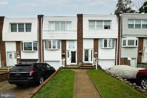 4222 Lawnside Rd, Philadelphia, PA 19154