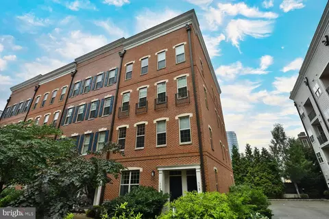 113 Brinley Ct, Philadelphia, PA 19146