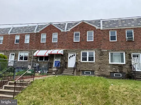 6609 Akron St, Philadelphia, PA 19149
