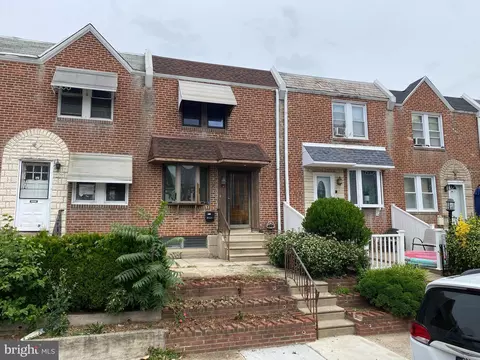 5924 Crystal St, Philadelphia, PA 19120