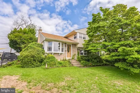 597 Paoli Ave, Philadelphia, PA 19128