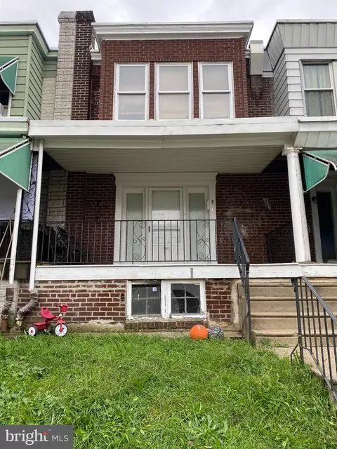 616 Allengrove St, Philadelphia, PA 19120