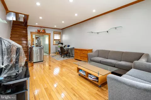 1132 Snyder Ave, Philadelphia, PA 19148