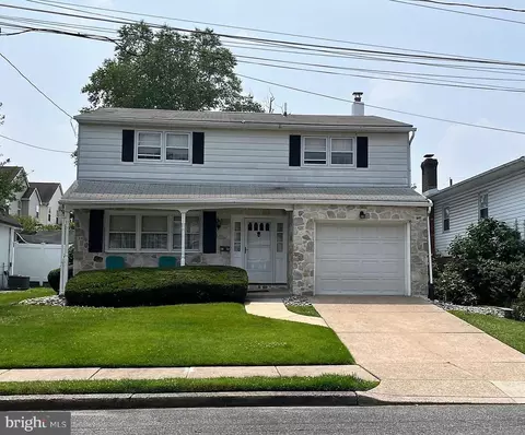 4504 Pearson Ave, Philadelphia, PA 19114