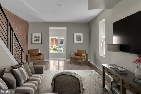 5614 Carpenter St, Philadelphia, PA 19143