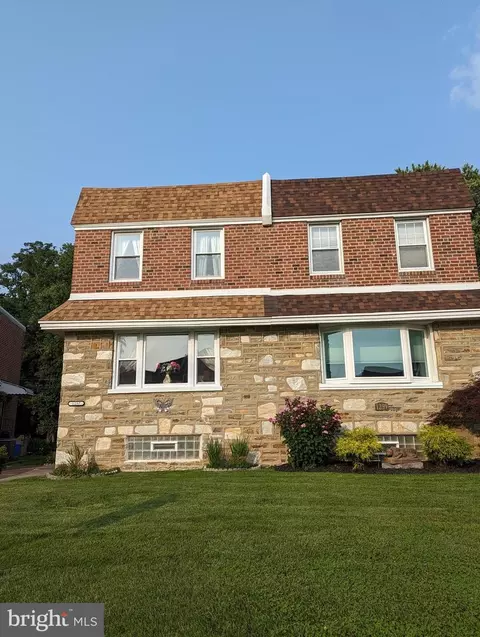 1257 Stanwood St, Philadelphia, PA 19111