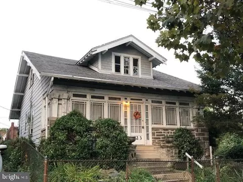 621 625 Gilham St, Philadelphia, PA 19111