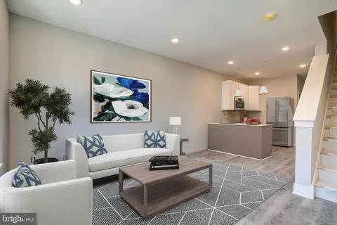 5001 Walnut St, Philadelphia, PA 19139