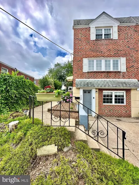 7200 Shalkop St, Philadelphia, PA 19128