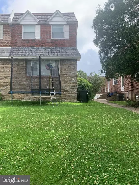 823 Magee Ave, Philadelphia, PA 19111