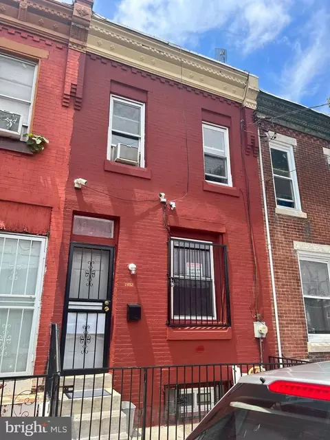 2952 B St, Philadelphia, PA 19134