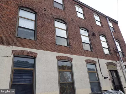 219 Krams Ave #C2, Philadelphia, PA 19127