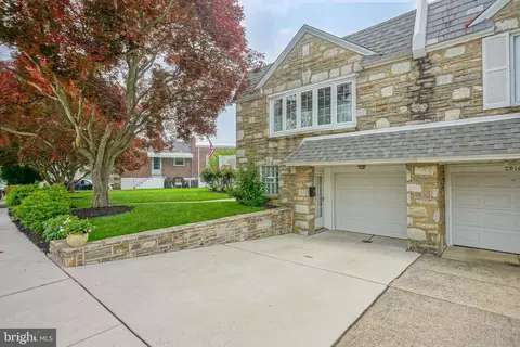 2918 Gelena Rd, Philadelphia, PA 19152