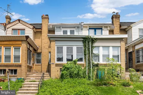 5853 Fernwood St, Philadelphia, PA 19143