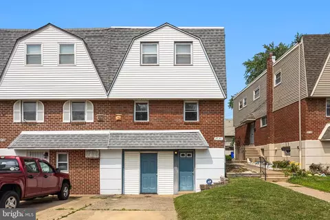 2731 Northview St, Philadelphia, PA 19152
