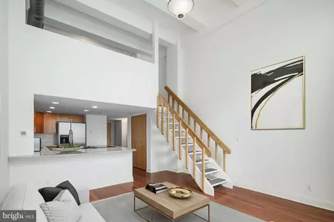 1100 S Broad St #106A, Philadelphia, PA 19146
