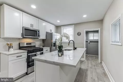 7155 N 19th St, Philadelphia, PA 19126