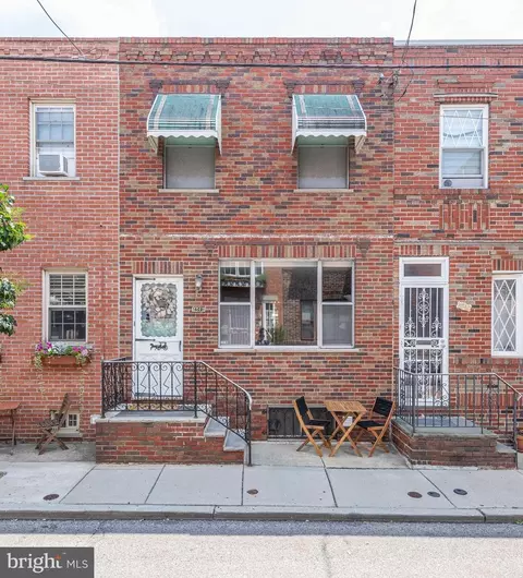 1543 S Iseminger St, Philadelphia, PA 19147