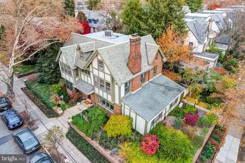 415 S 47th St, Philadelphia, PA 19143