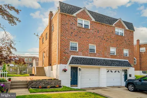 134 Meadow Ln, Philadelphia, PA 19154