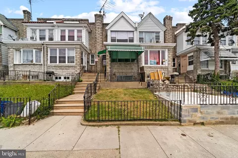 2641 S 64th St, Philadelphia, PA 19142