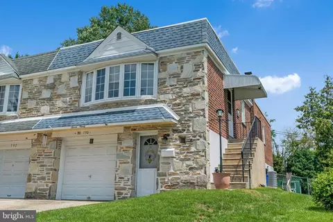 790 Hill Rd, Philadelphia, PA 19128