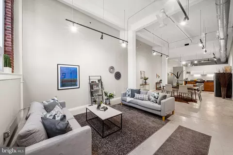 1203 N 3rd St #101, Philadelphia, PA 19122