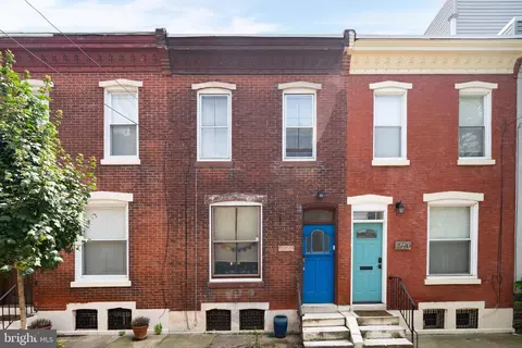 2718 Cambridge St, Philadelphia, PA 19130