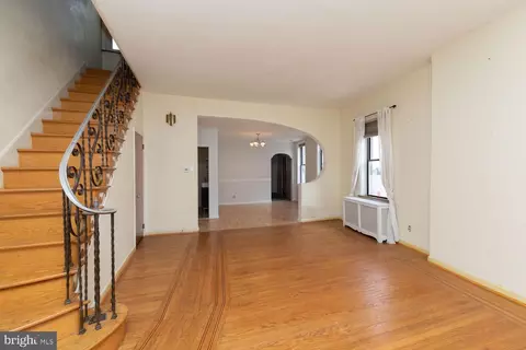 1328 S 8th St, Philadelphia, PA 19147