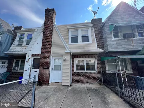 4745 Vista St, Philadelphia, PA 19136