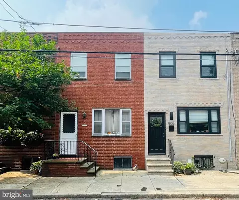 806 Mcclellan St, Philadelphia, PA 19148