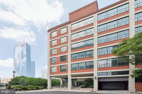 242941 Locust St #512, Philadelphia, PA 19103