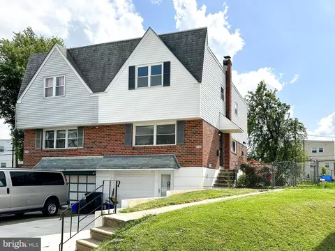 8938 Haven Pl, Philadelphia, PA 19152