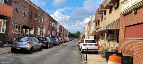 2551 S Warnock St, Philadelphia, PA 19148