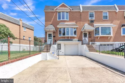 9987 S Canterbury Rd, Philadelphia, PA 19114