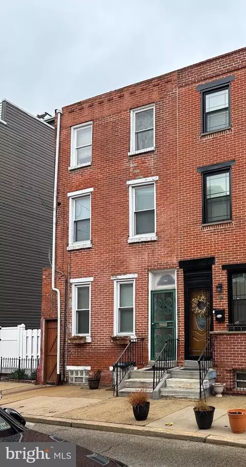 439 Manton St, Philadelphia, PA 19147