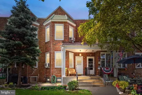 3022 Fanshawe St, Philadelphia, PA 19149
