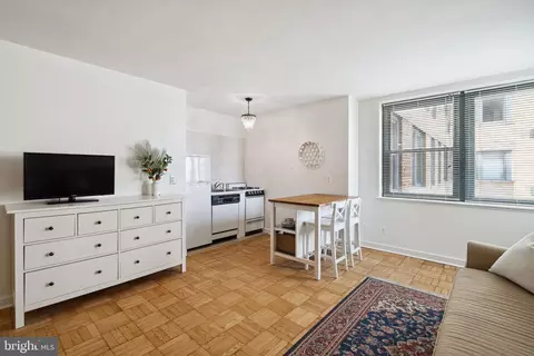 2601 Pennsylvania Ave #551, Philadelphia, PA 19130